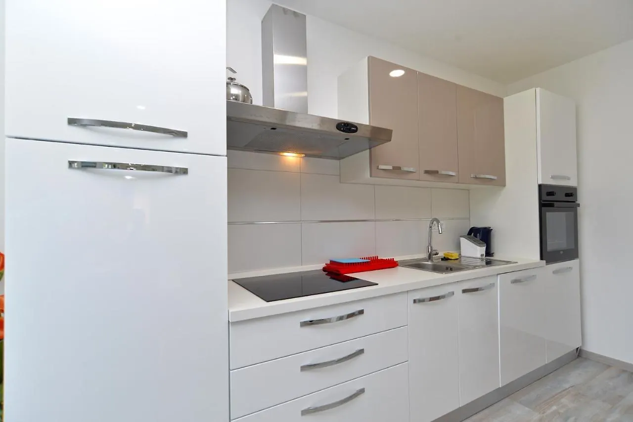 Vila House Mirna 2177 Pula Prázdninový dům